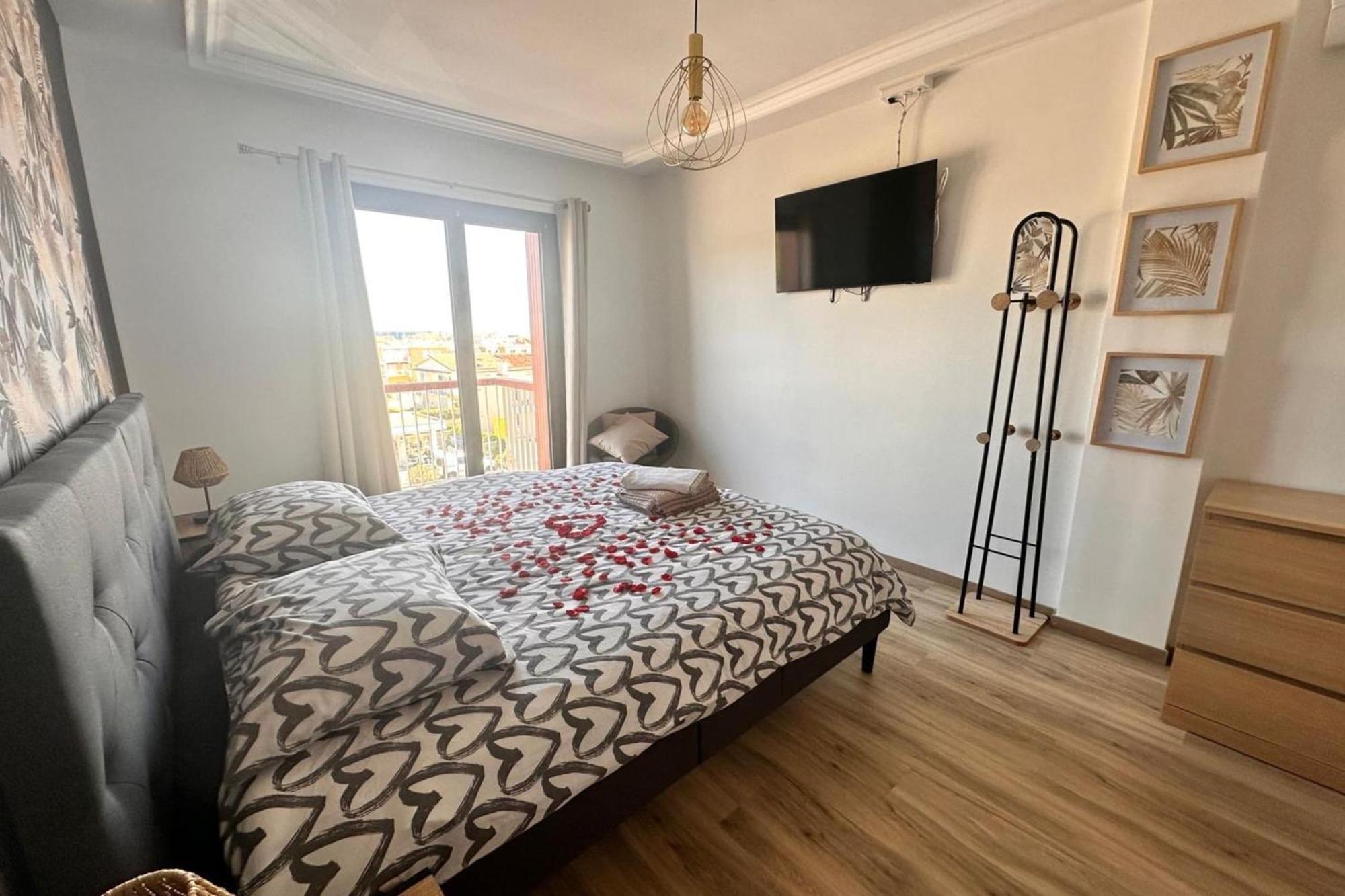 Le Mistral Appartement Standing Avec Vue Mer Exceptionnelle En 1Ere Ligne Льо Гро-дю-Роа Екстериор снимка