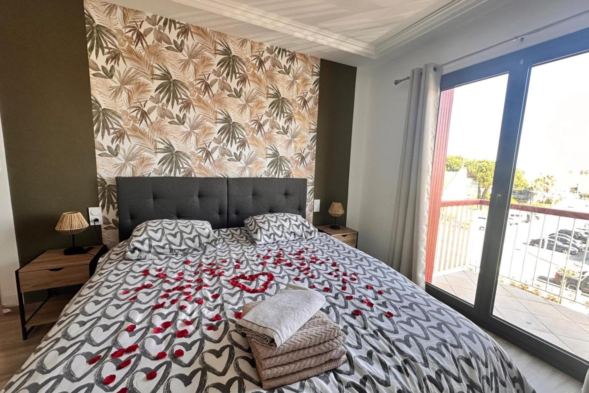 Le Mistral Appartement Standing Avec Vue Mer Exceptionnelle En 1Ere Ligne Льо Гро-дю-Роа Екстериор снимка